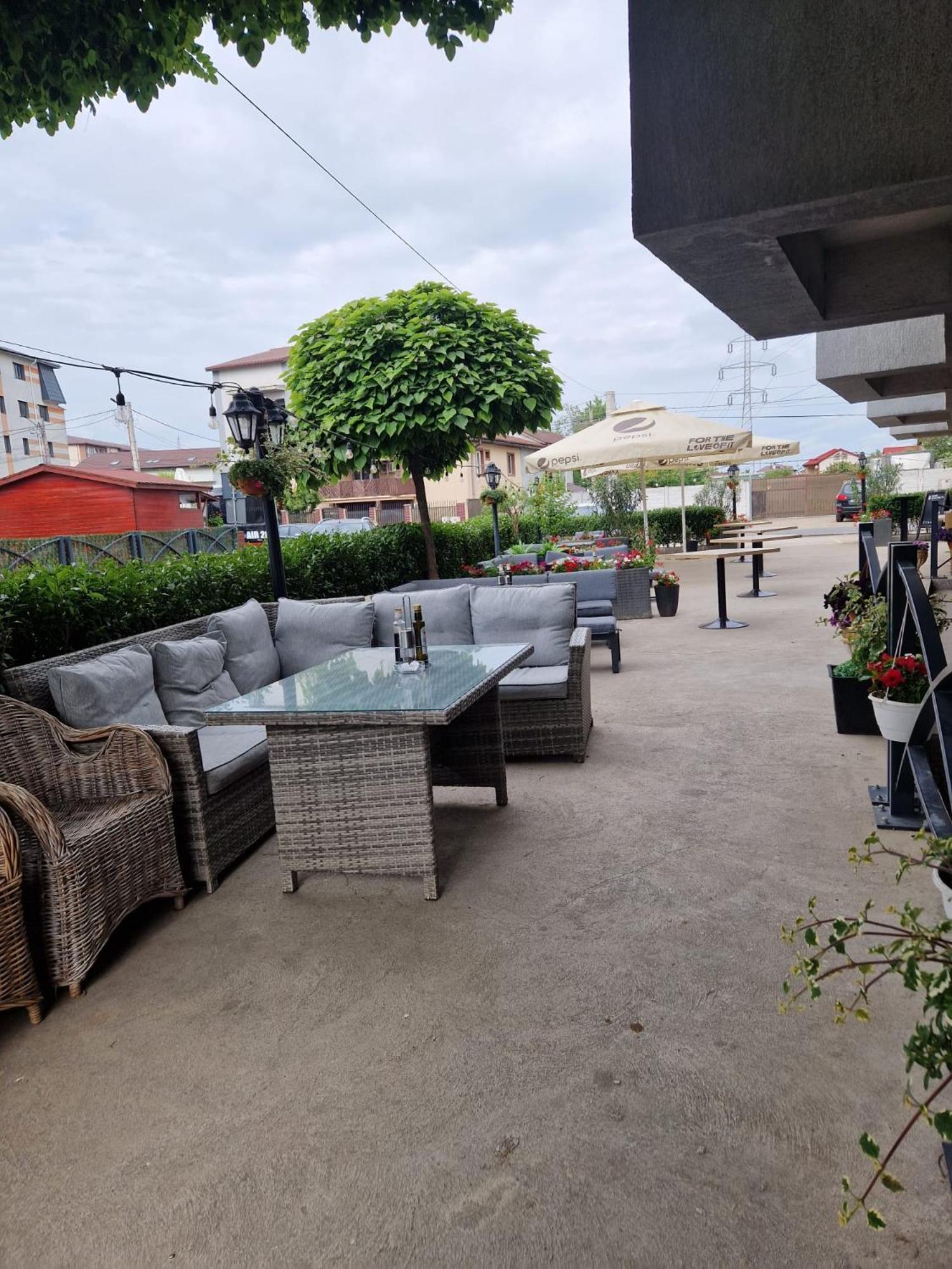 Roşu Albert Hotel מראה חיצוני תמונה